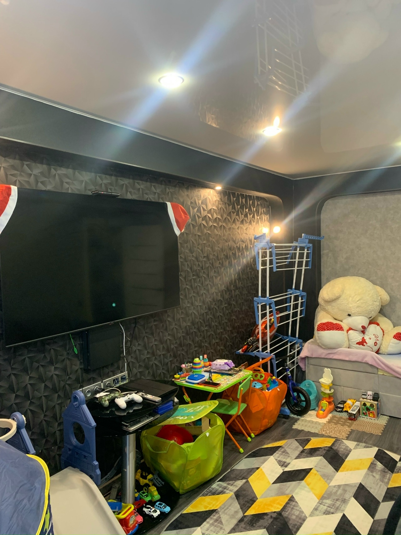 Шикарная двухкомнатная квартира - фото 4