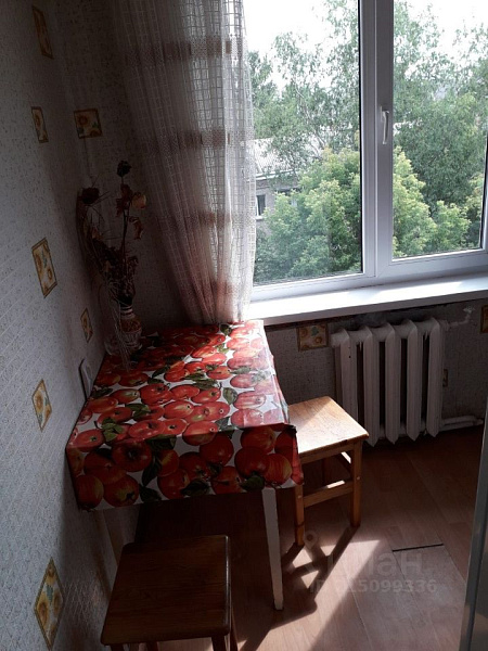 Сдается квартира в хорошем состоянии - Олега Зобова 9